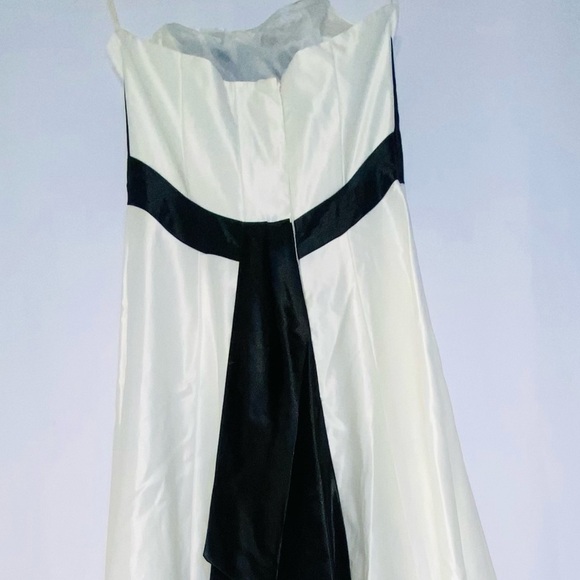 Gunne Sax 90s Jessica McClintock Ivory & Black Strapless Gown Size 7 - Picture 7 of 11